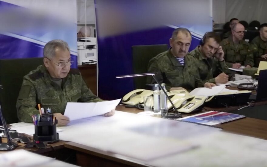 Rusijos karinėje vadovybėje – drastiški pokyčiai: prabilo apie didžiausią problemą