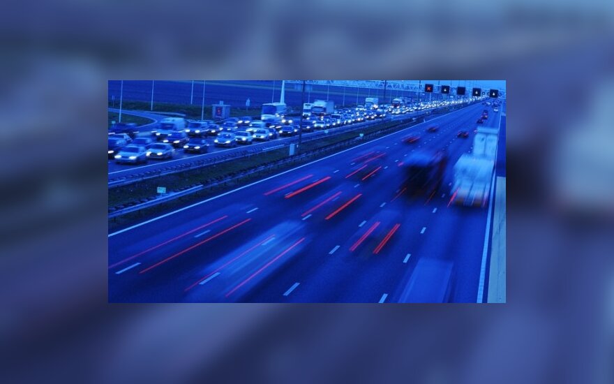 Kuriamas transporto priemonių „internetas“
