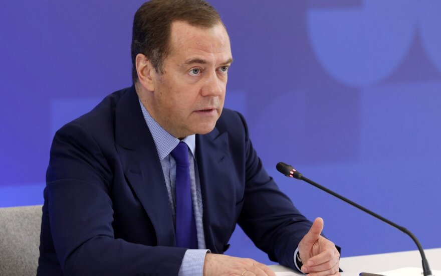 D. Medvedevas