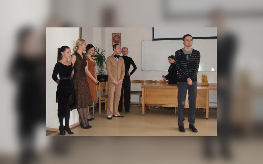 Ligoninėje Velykas sutikusiems vaikams - G.Ivanausko teatro staigmena
