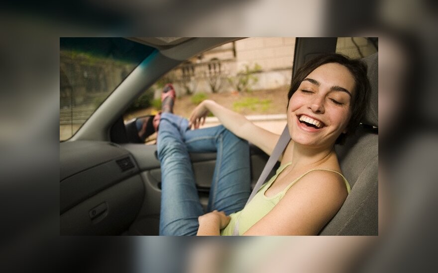 Automobiliuose pamėgo vartoti kvaišalus