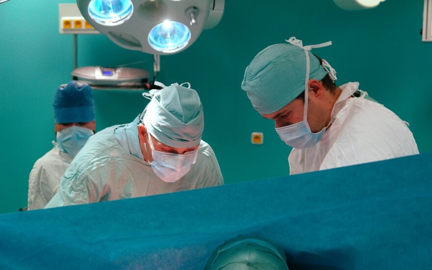 Vyrų plastinės operacijos: kas lieka už chirurgo kabineto durų?