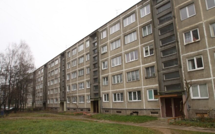 Daugiabučio gyventojai nepasidalina stovėjimo aikštelės