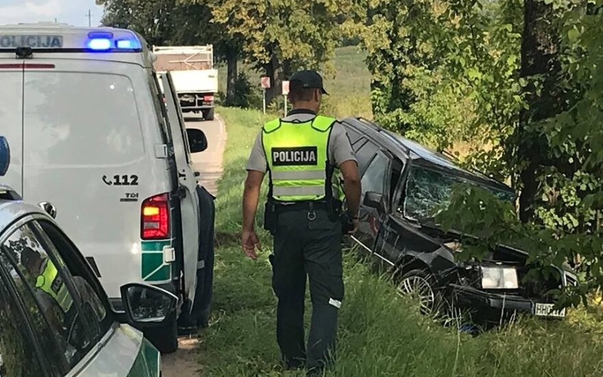 Tragiška avarija tarp Trakų ir Lentvario – prie naujųjų kapinių žuvo vairuotojas
