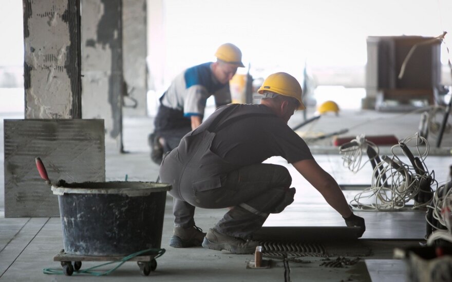 Number of foreign workers almost doubles