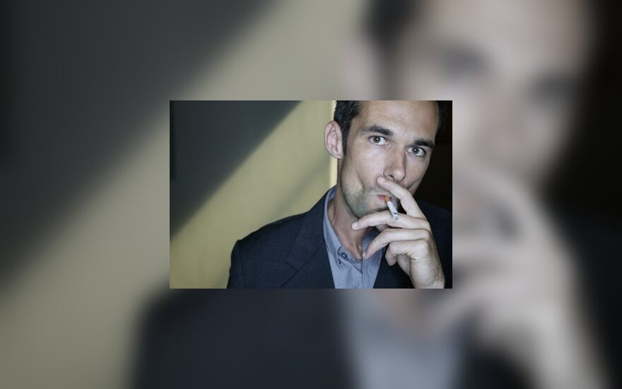 Belgas teisėjas siekia, kad ES būtų uždrausta pardavinėti cigaretes