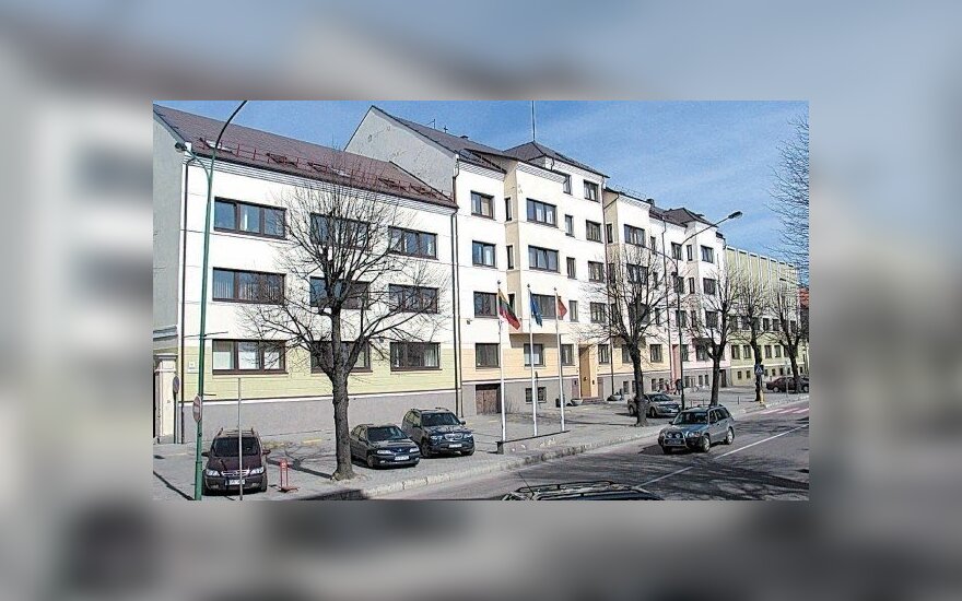 Klaipėda netikėtai perskaičiavo automobilių statymo kainas