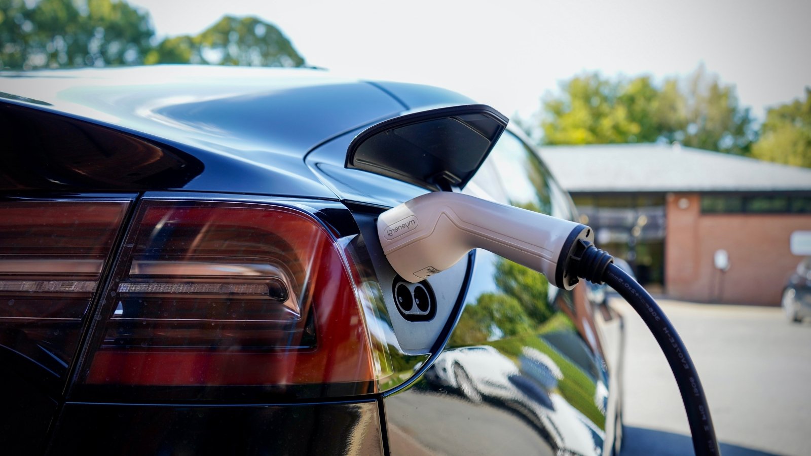 Lithuania to eliminate free EV charging stations on national roads by ...