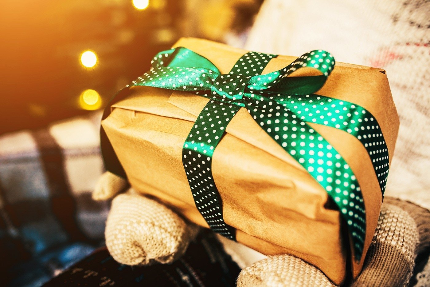 Kiek turi kainuoti Kalėdų dovana? Kas tinkama, nerekomenduotina ar įžeidu - DELFI