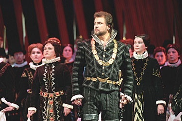 Sergejus Larinas G.Verdi operoje "Don Karlas"