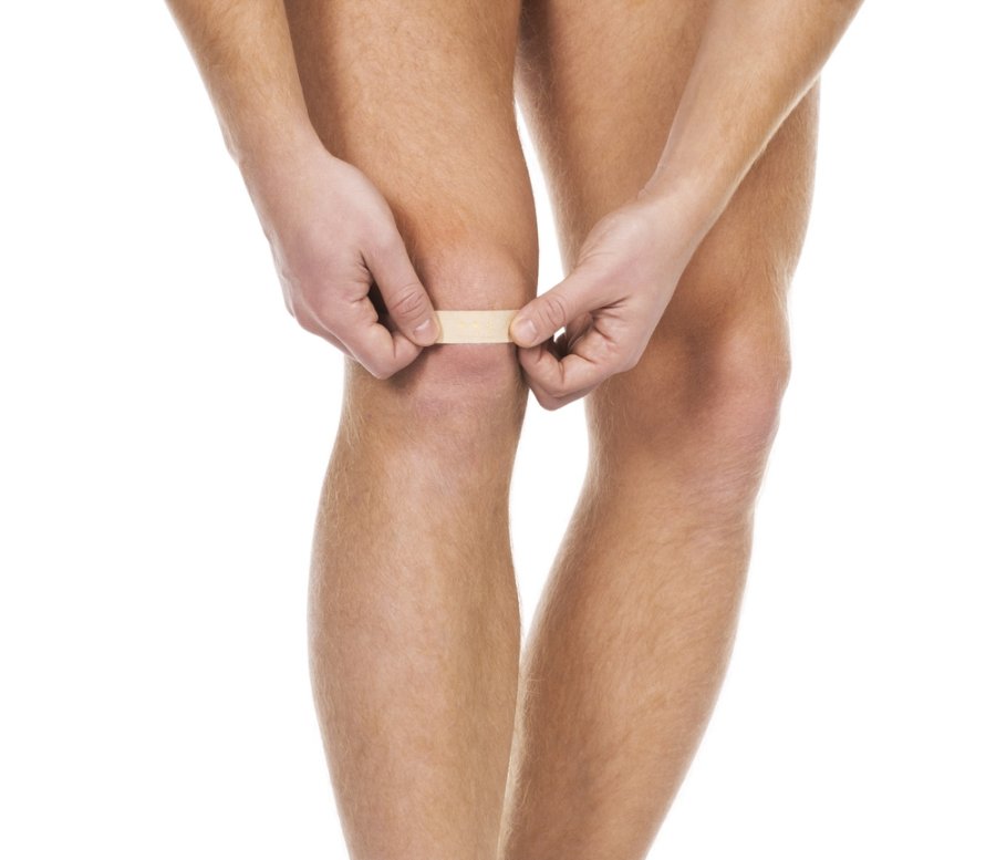 Боли в суставах печень. Печень и суставы взаимосвязь. Промежуток между коленными суставами.