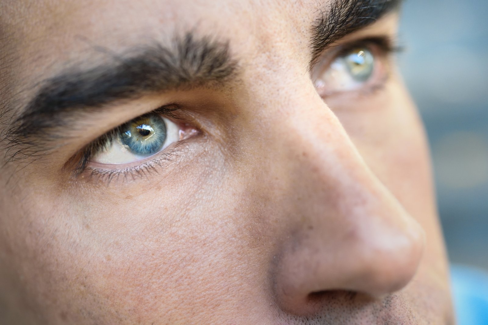 Akys gali įspėti apie artėjantį insultą
