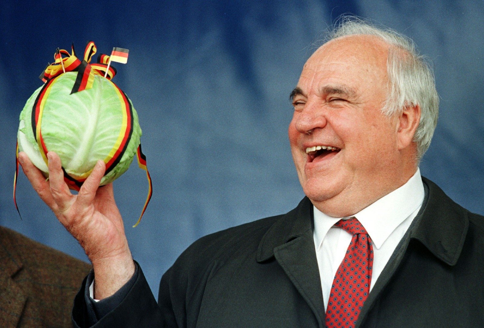 President plans to attend German ex-Chancellor Kohl memorial ceremony - EN.DELFI1600 x 1086