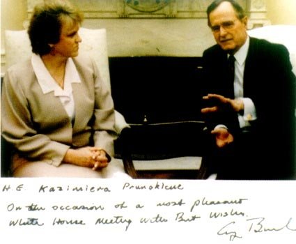 K. Prunskienė su G. Bushu