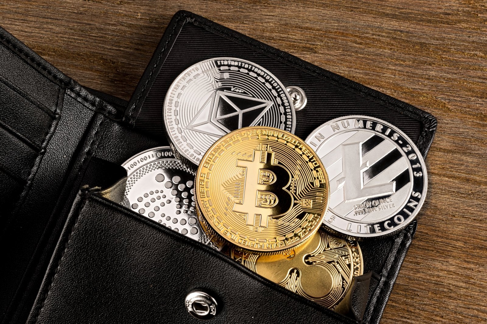 coinbase bitcoin apdorojimo laikas 1 bitkoinas į dolerius