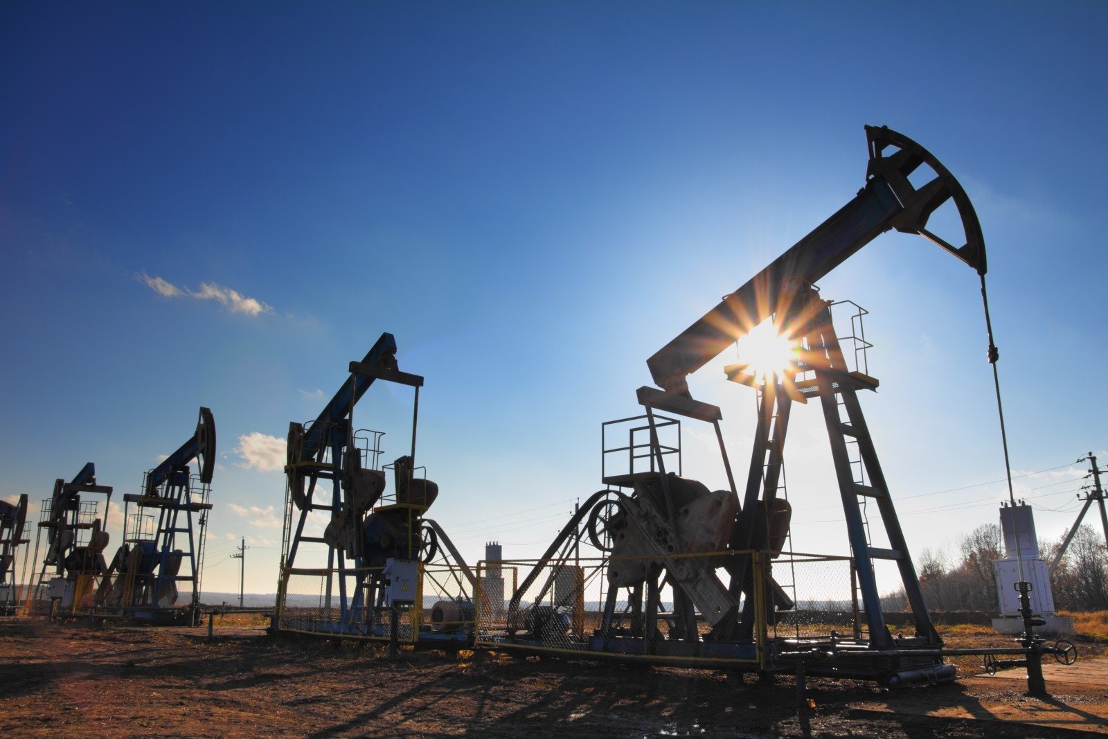 naftos ir dujų prekybos įmonės Kanadoje nemokama dvejetainių parinkčių pradžios sąskaita