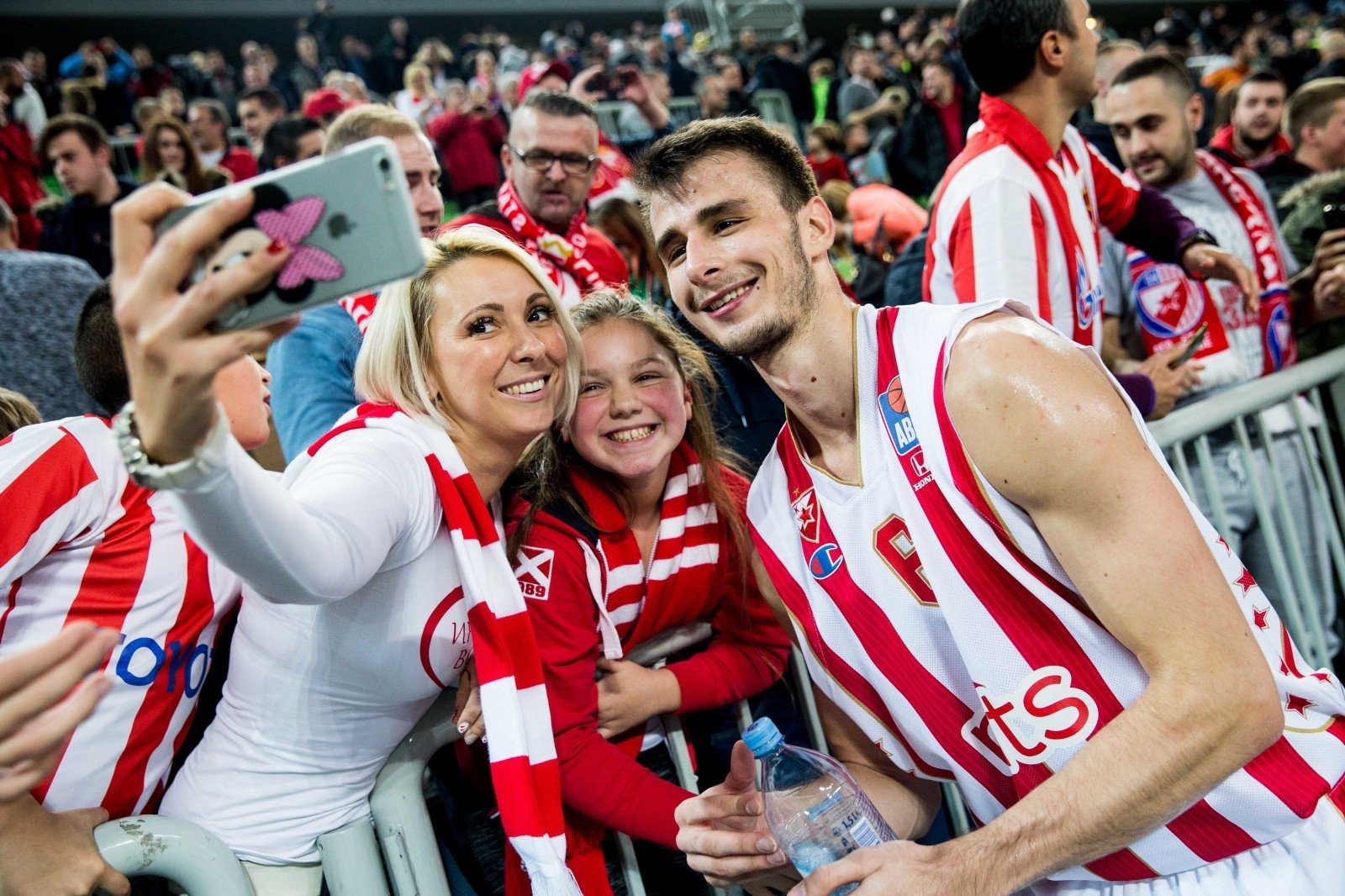 „Crvena Zvezda" ekipai - Adrijos taurė ir kelialapis į ...