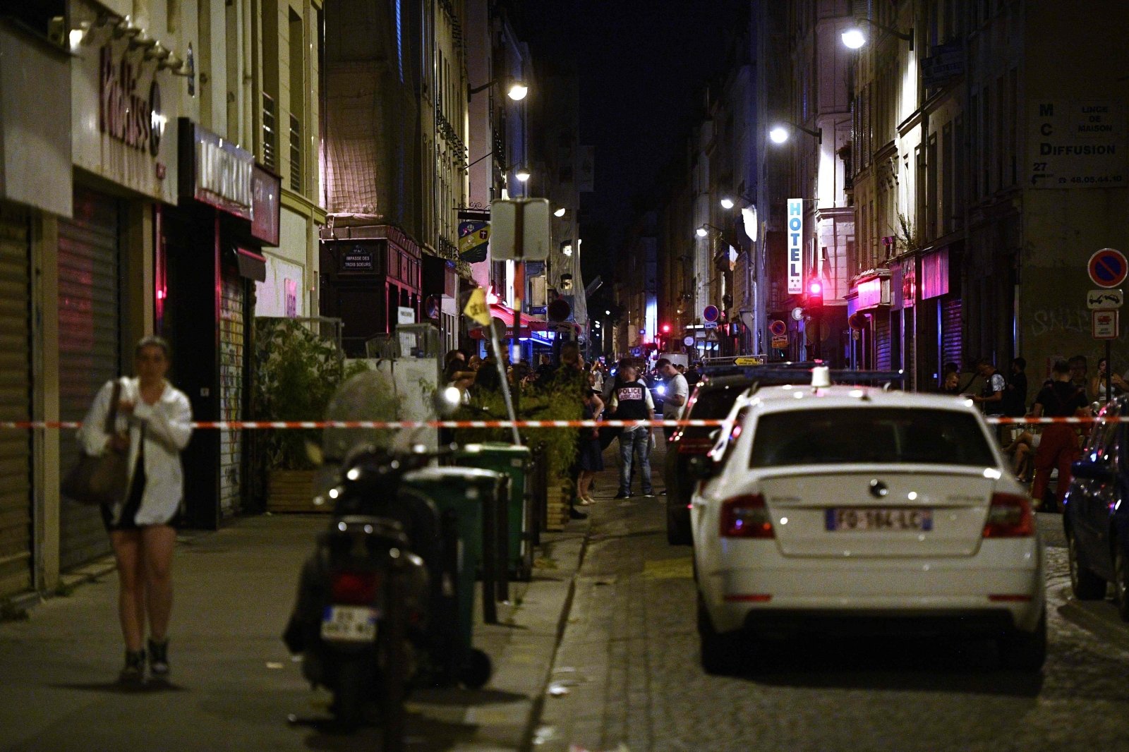 Paryžiuje per šaudymą žuvo vienas žmogus, keturi sužeisti