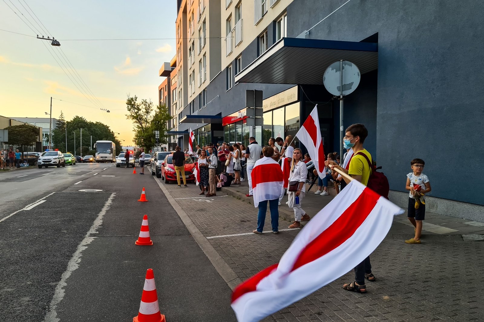 У посольства Беларуси в Вильнюсе состоялась акция протеста -RUDELFI