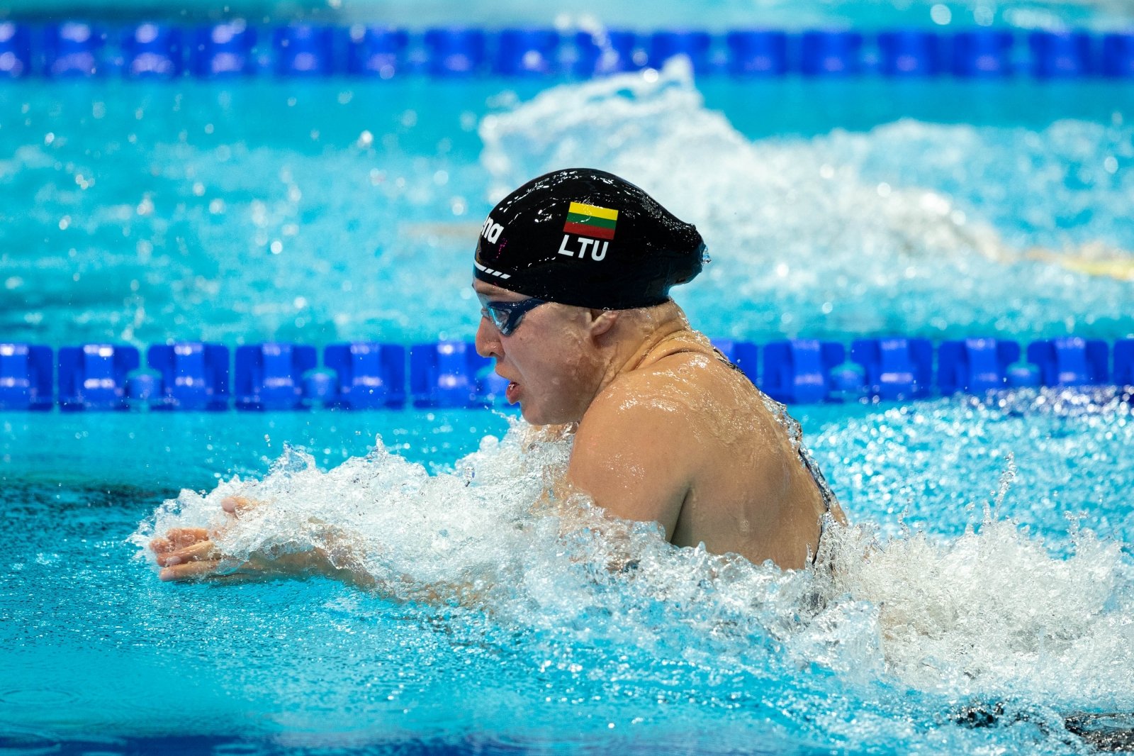 Nelle gare di qualificazione, Meilutytė non ha avuto eguali nel suo evento, Rapšys è arrivato secondo