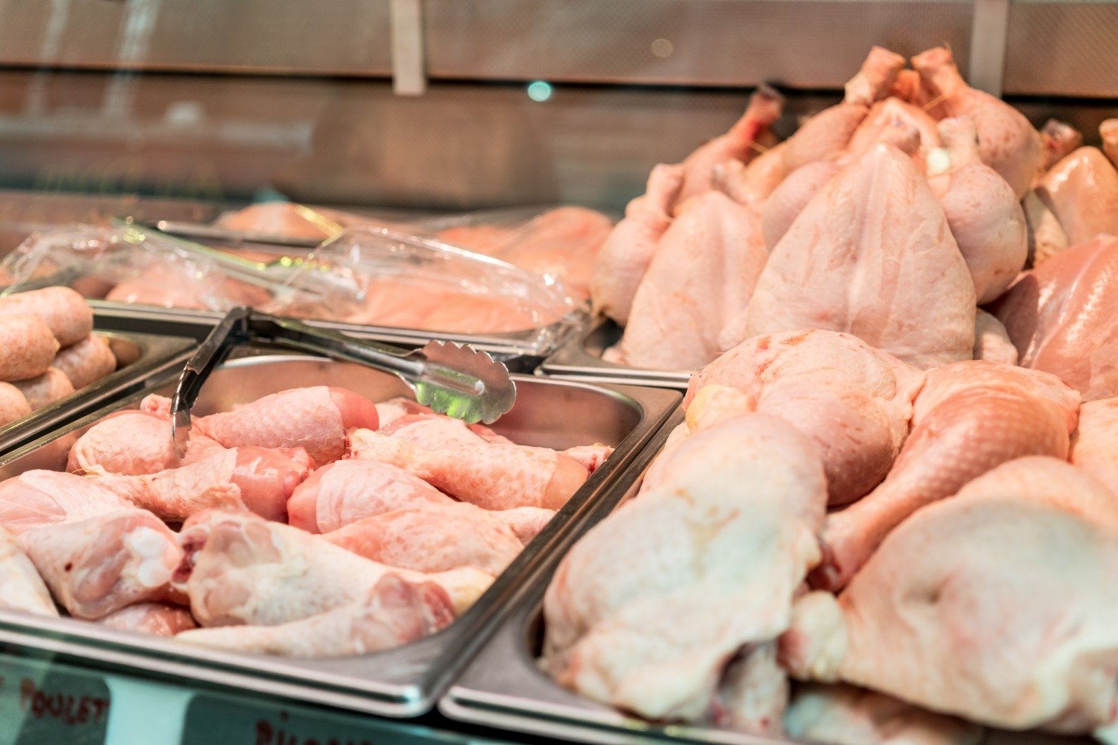 Россия ограничила транзит мяса птицы из США в Казахстан